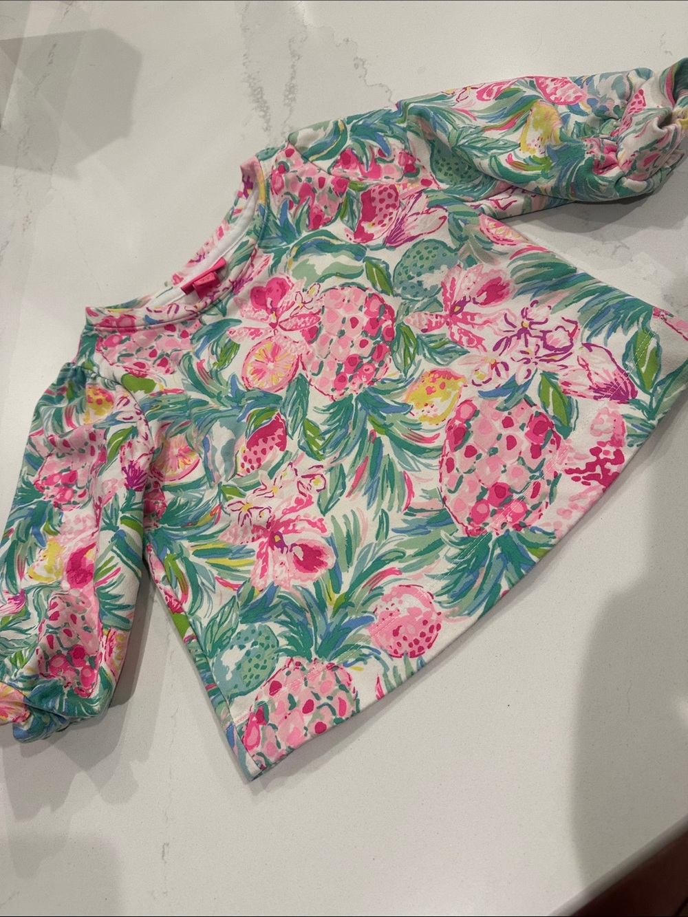 Lilly Pulitzer Girls Mini Corden Sweatshirt Resort White Pear Necessities S 4-5